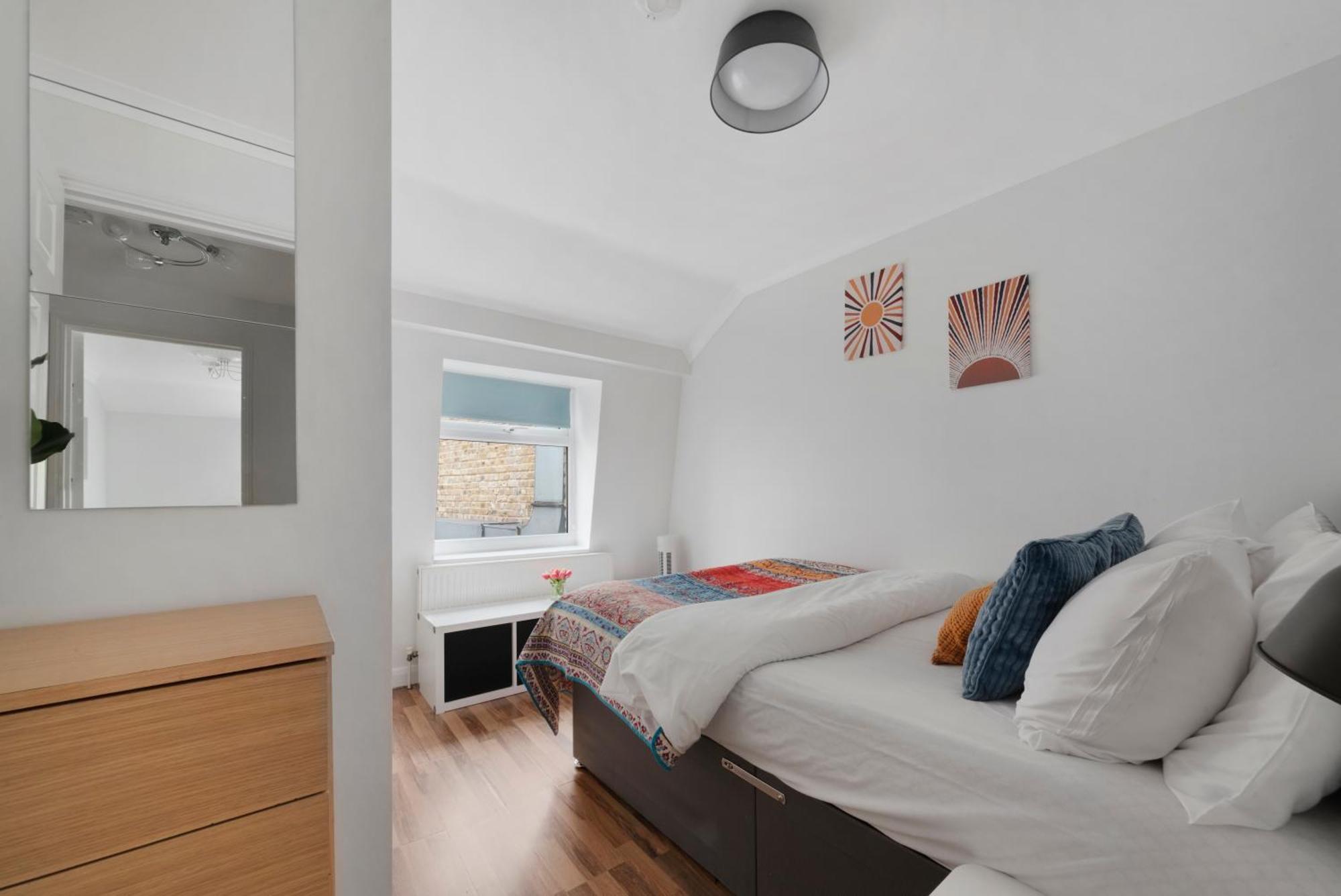 Apartament Old Street By Morethanstays